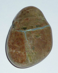Achat Amulettstein gebohrt TS 2 ca. 2,2 cm breit x 3,1 cm hoch x 1,4 cm dick (11,8 gr.)
