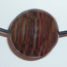 Dolomit gebändert-Kugel geb., ø 2,0 cm mit Lederband