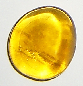 Fluorit gelb TS 03 ca. 1,7 cm breit x 1,8 cm hoch x 1,1 cm dick (5,9 gr.)