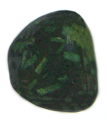 Porphyrit Epidot TS 4 ca. 2,8 cm breit x 3,3 cm hoch x 2,1 cm dick (29,1 gr.)