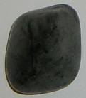 Aktinolith TS 3 ca. 2,2 cm breit x 2,7 cm hoch x 1,8 cm dick (12,6 gr.)