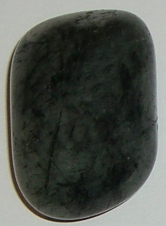 Aktinolith TS 5 ca. 2,6 cm breit x 3,8 cm hoch x 2,3 cm dick (35,0 gr.)