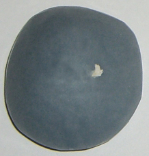 Anhydrit TS 5 ca. 2,9 cm breit x 3,0 cm hoch x 1,4 cm dick (19,1 gr.)