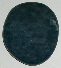 Apatit blau TS 1 ca. 3,4 cm breit x 3,9 cm hoch x 0,9 cm dick (24,1 gr.)