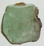 Apophyllit grün Natur 09 ca. 2,1 cm breit x 2,4 cm hoch x 1,9 cm dick (12,0 gr.)