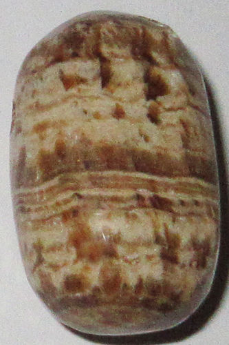 Aragonit Calcit gebohrt gebaendert TS 6 ca. 1,7 cm breit x 2,8 cm hoch x 1,5 cm dick (10,8 gr.