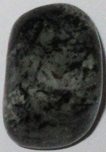 Astrophyllit gebohrt TS 6 ca. 1,9 cm breit x 3,0 cm hoch x 1,6 cm dick (13,8 gr.)